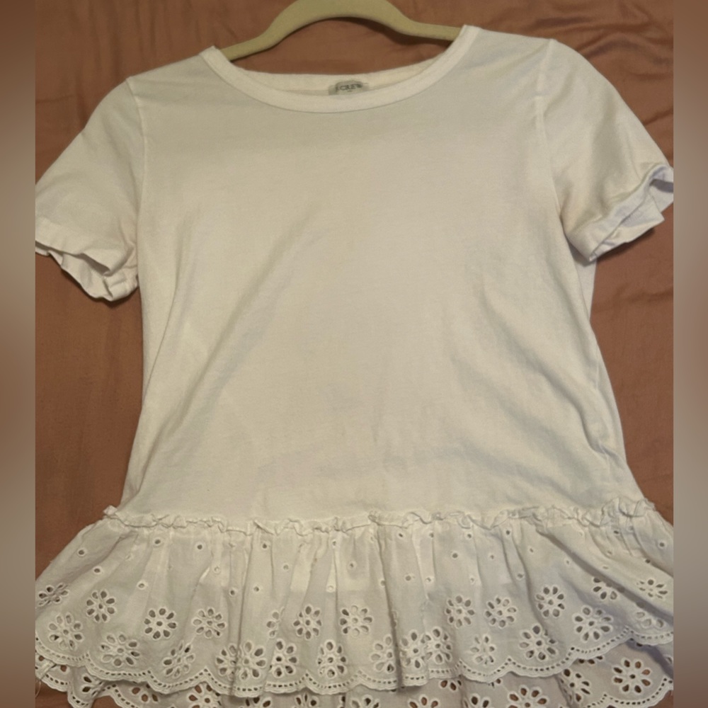 J. Crew White Short Sleeve Shirt with Bottom Eyelet Trim; size XS